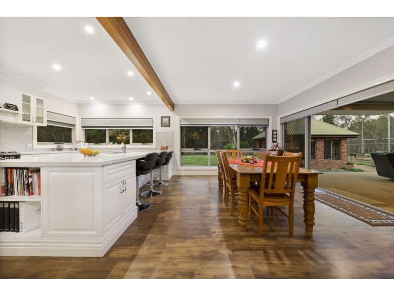 11 Edgewater Road, Kialla VIC 3631