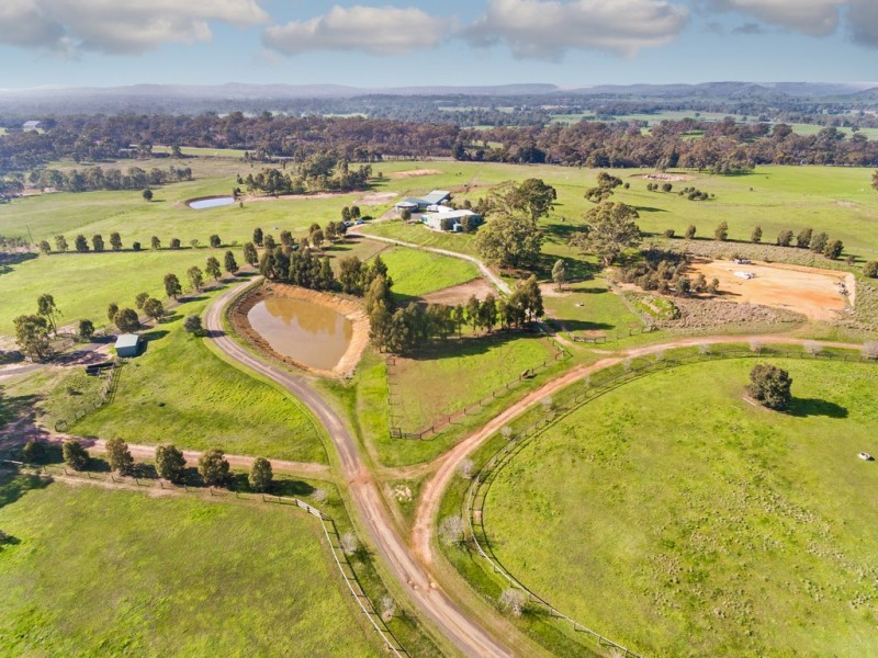 215 Sungarrin Road, Seymour VIC 3660