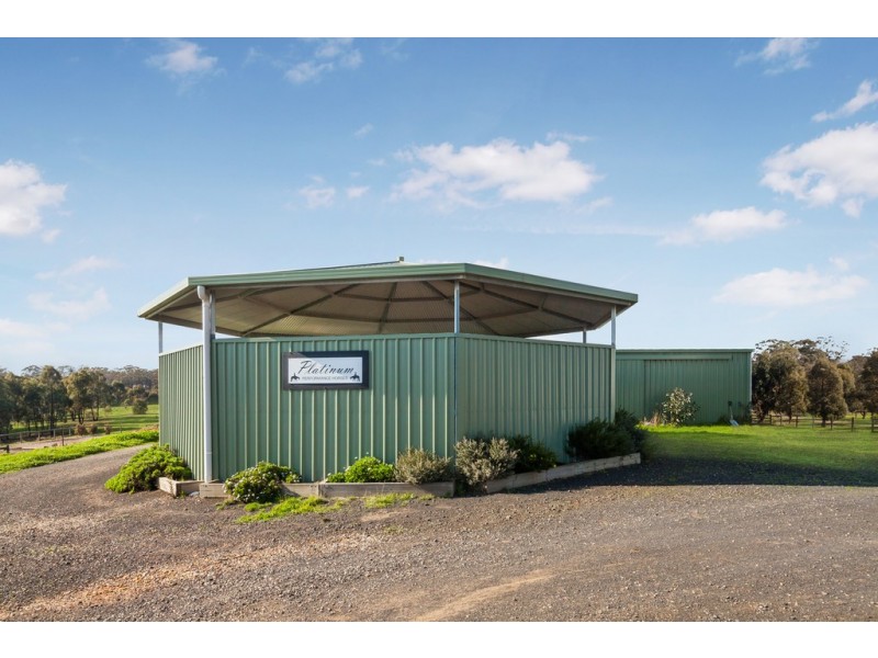 215 Sungarrin Road, Seymour VIC 3660