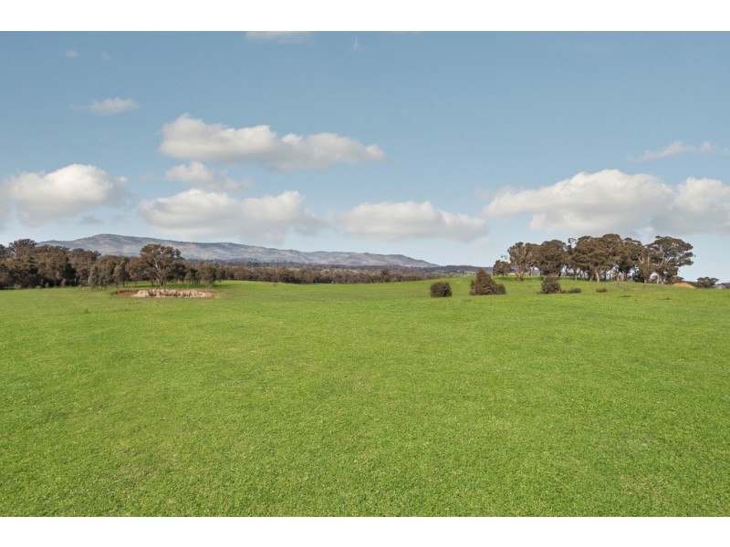 215 Sungarrin Road, Seymour VIC 3660
