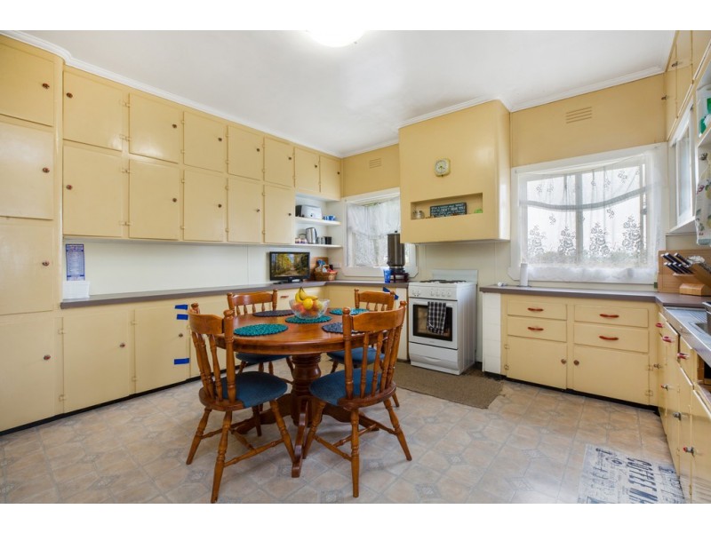 305 Foxhow – Pomborneit Road, Weerite VIC 3260