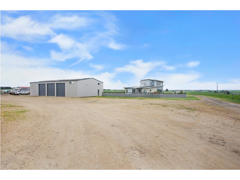 623 TOWER HILL ROAD, Yangery VIC 3283