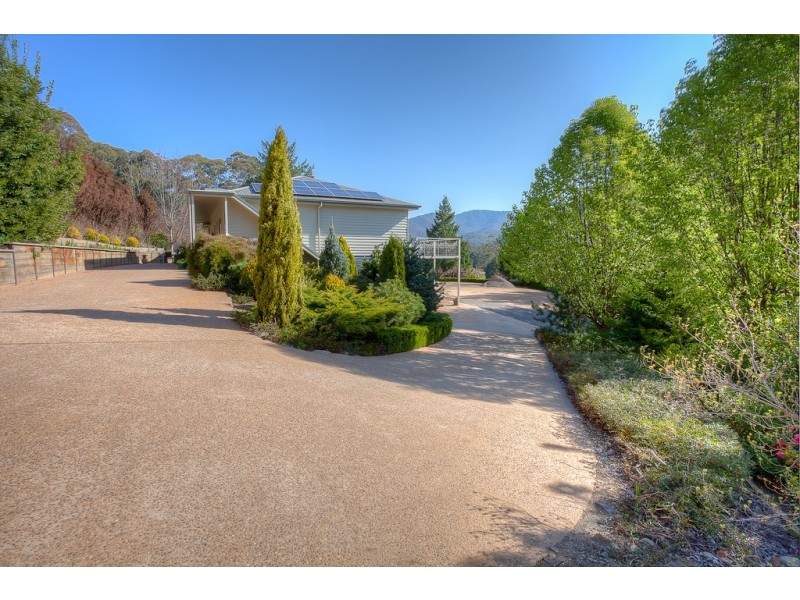 10 Stony Creek Road, Harrietville VIC 3741
