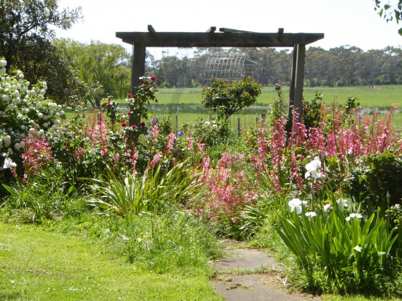 30 WARES ROAD, Panmure VIC 3265