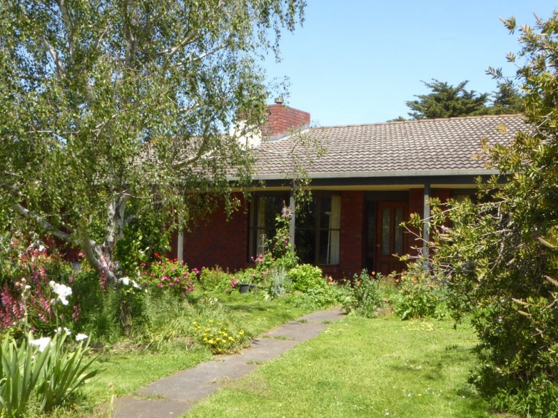 30 WARES ROAD, Panmure VIC 3265