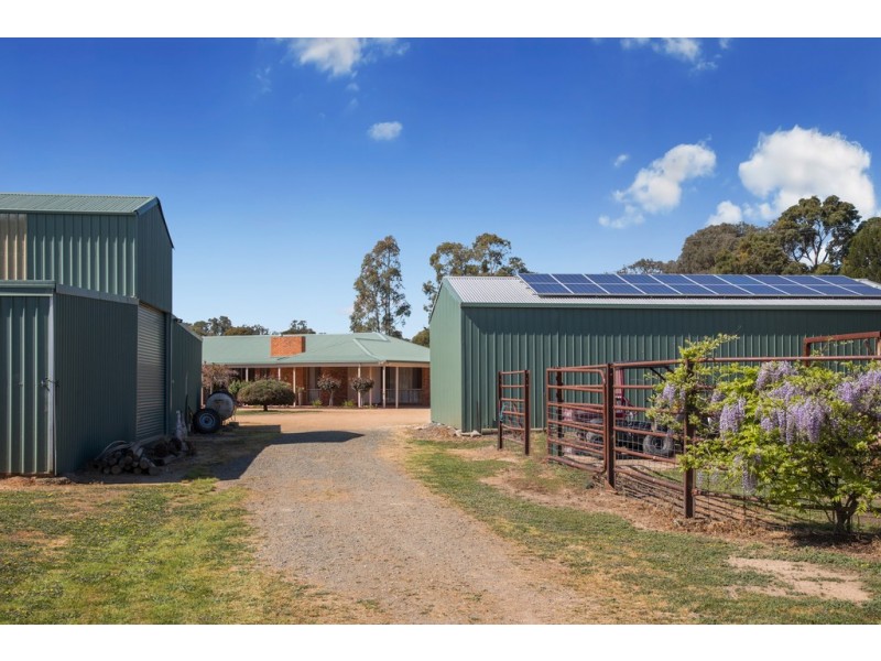 60 Freestone Road, Murchison North VIC 3610