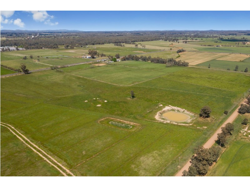 60 Freestone Road, Murchison North VIC 3610