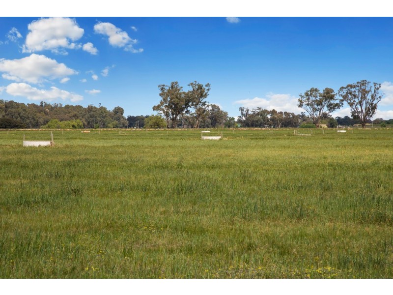 60 Freestone Road, Murchison North VIC 3610