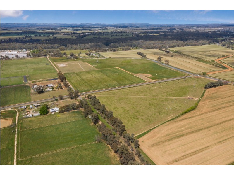 60 Freestone Road, Murchison North VIC 3610