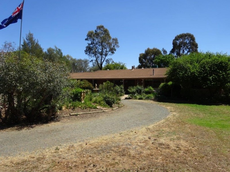 2077 RESDOWN ROAD, Echuca West VIC 3564