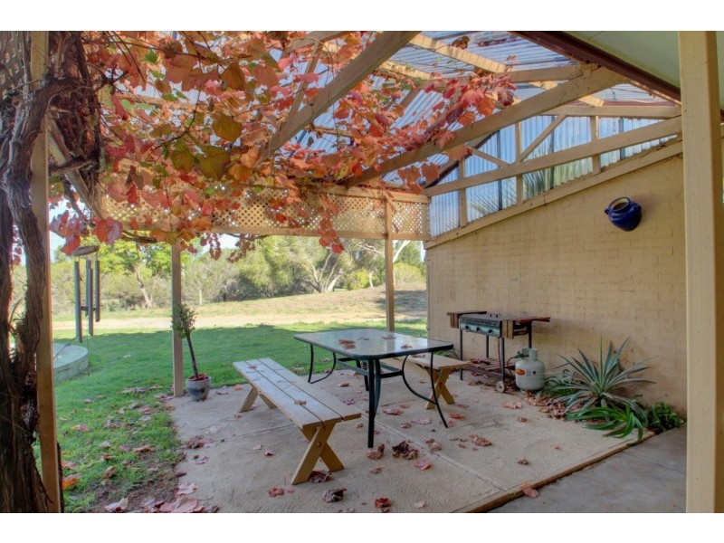 25 BURMA ROAD, Tocumwal NSW 2714