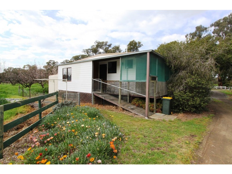 4134 MURRAY VALLEY HIGHWAY, Cobram VIC 3644