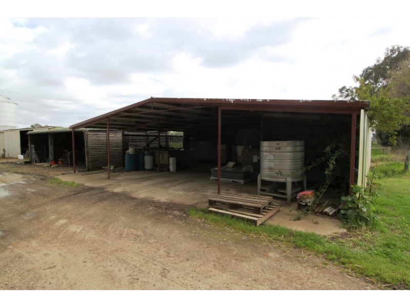 4134 MURRAY VALLEY HIGHWAY, Cobram VIC 3644
