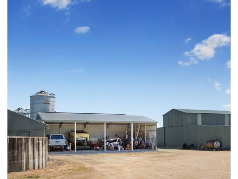 475 River Road, Murchison VIC 3610