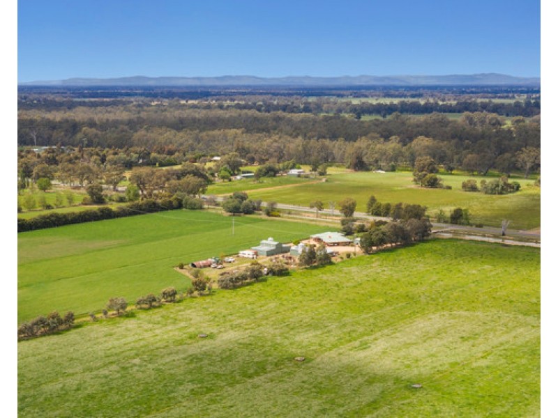 475 River Road, Murchison VIC 3610
