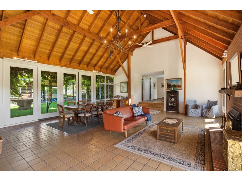 230 MILL ROAD, Kilmore VIC 3764