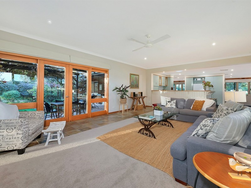 27 MILAWA-BOBINAWARRAH ROAD, Milawa VIC 3678