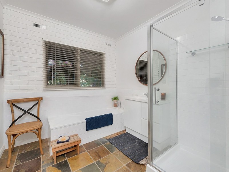 27 MILAWA-BOBINAWARRAH ROAD, Milawa VIC 3678