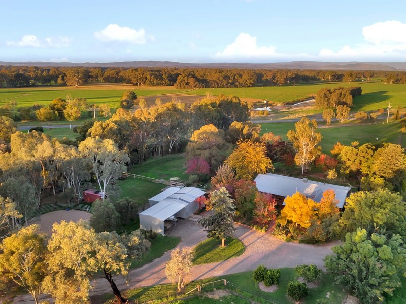 27 MILAWA-BOBINAWARRAH ROAD, Milawa VIC 3678