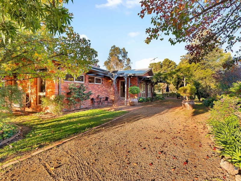 27 MILAWA-BOBINAWARRAH ROAD, Milawa VIC 3678