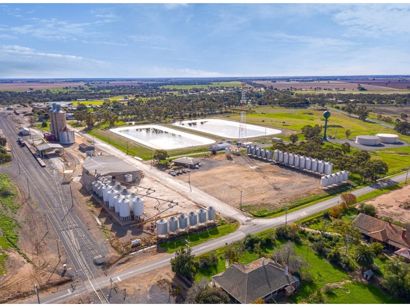 - Mill Street, Donald VIC 3480