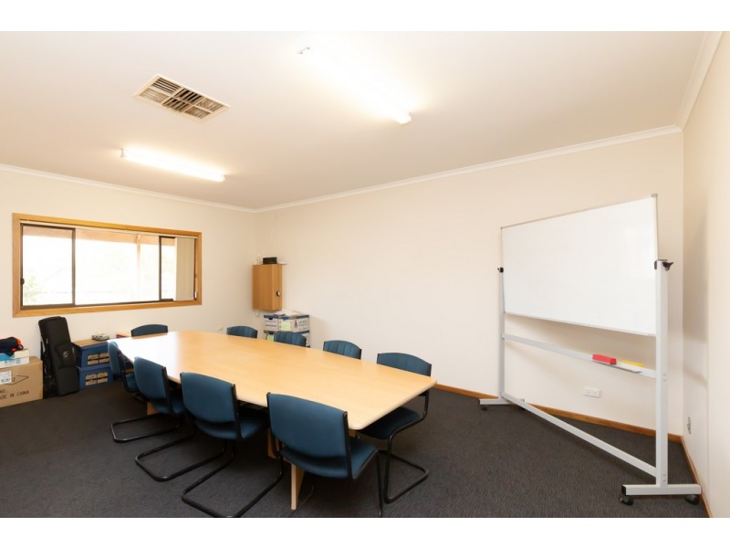 - Mill Street, Donald VIC 3480