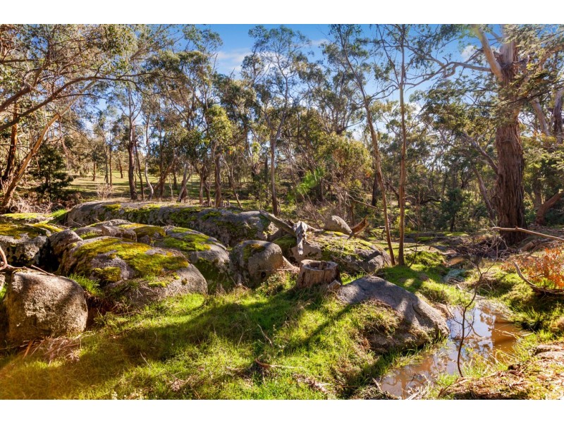 805 Lancefield Tooborac Road, Nulla Vale VIC 3435