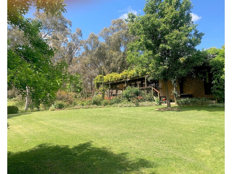 5621 Maroondah Hwy, Alexandra VIC 3714