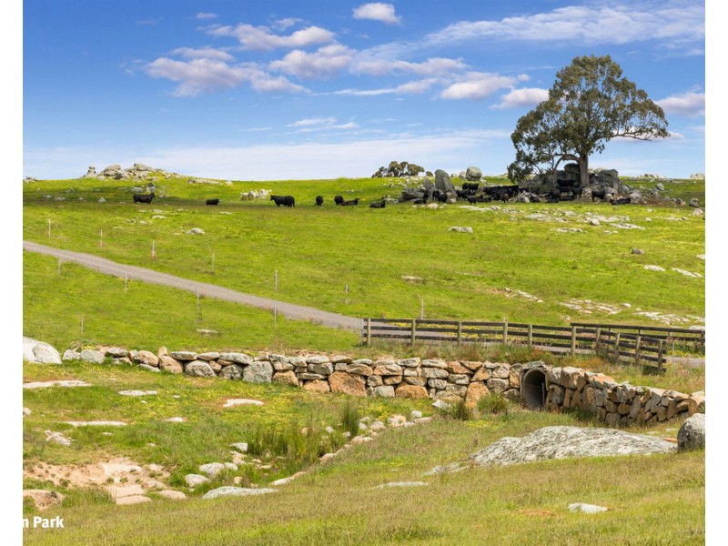 83 Scrubby Camp Lane, Baynton East VIC 3444