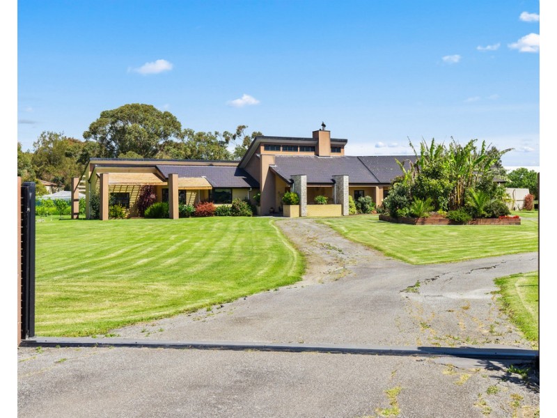 41 GREENPATCH DRIVE, Bangholme VIC 3175