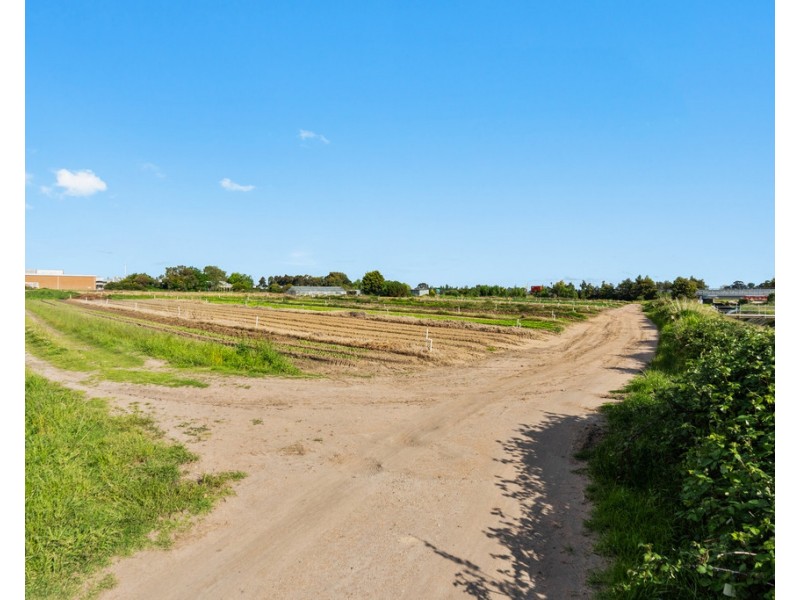 308 KINGSTON ROAD, Clarinda VIC 3169