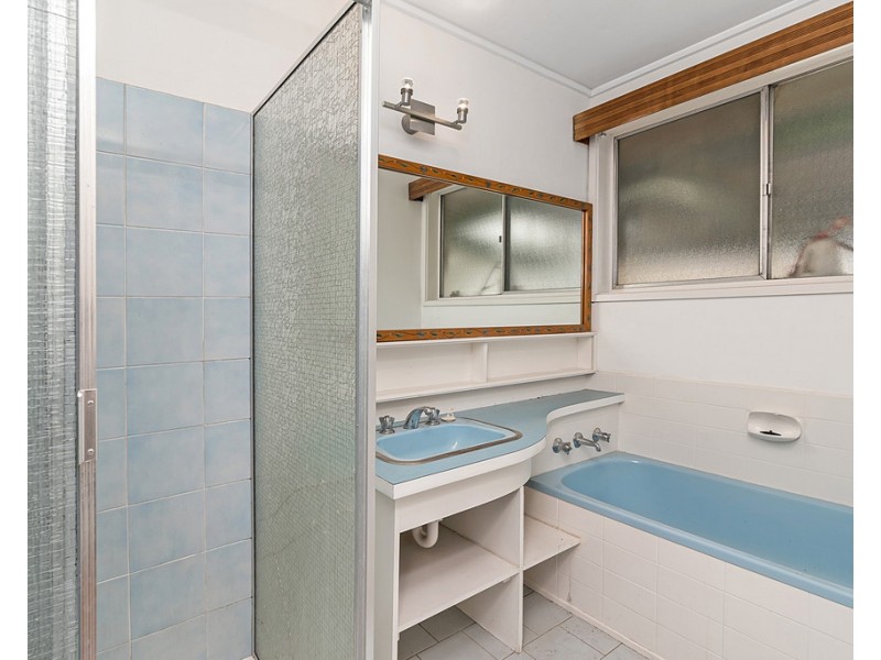 245 Konagaderra Road, Oaklands Junction VIC 3063