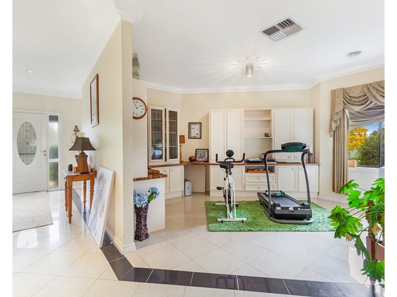 1 Olive Tree Court, Kilmore VIC 3764