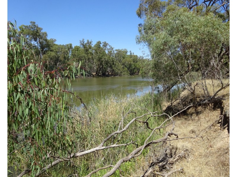 RMB 2275 Perricoota Road, Moama NSW 2731