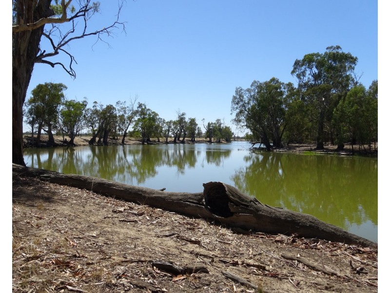 RMB 2275 Perricoota Road, Moama NSW 2731