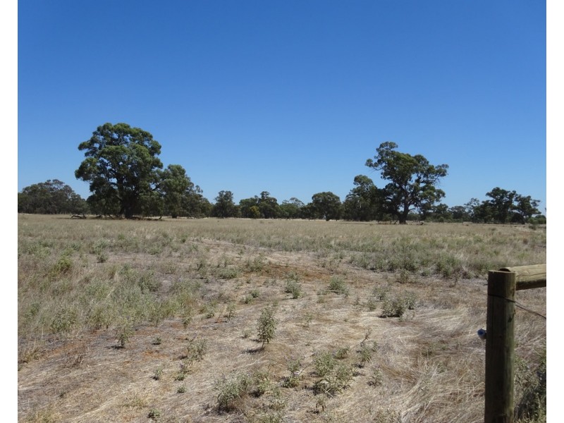 RMB 2275 Perricoota Road, Moama NSW 2731