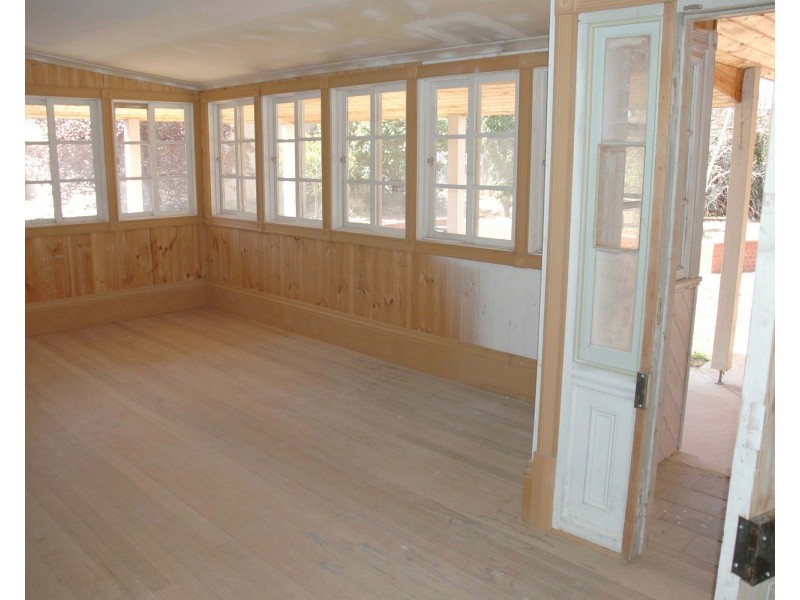 40 KINGS AVENUE, St Arnaud VIC 3478