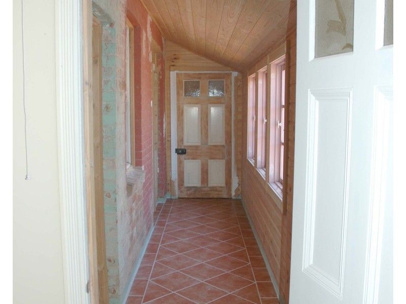 40 KINGS AVENUE, St Arnaud VIC 3478