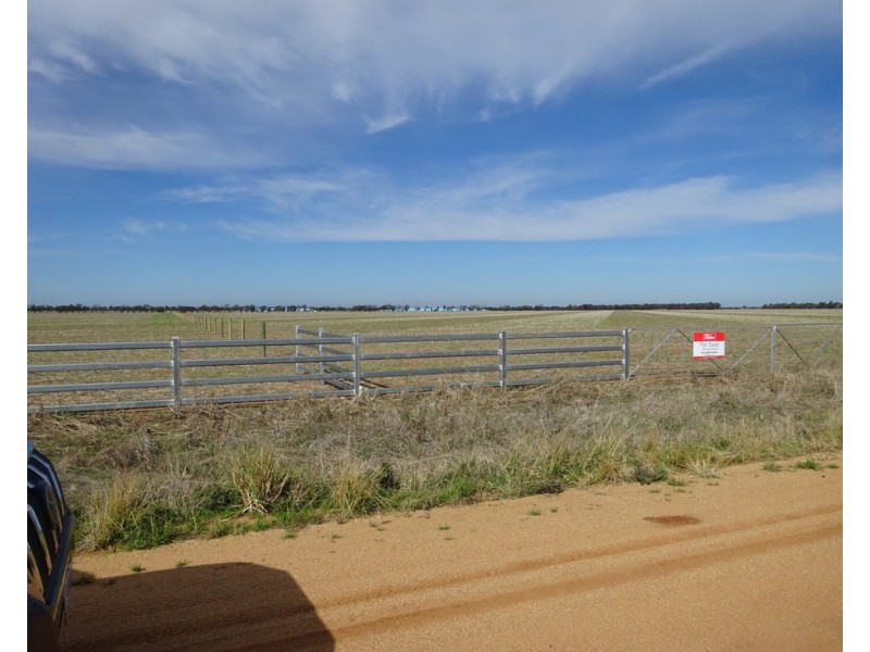 65 9 Mile Road, Moama NSW 2731