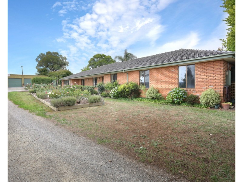 90 ELVIAN ROAD, Woori Yallock VIC 3139