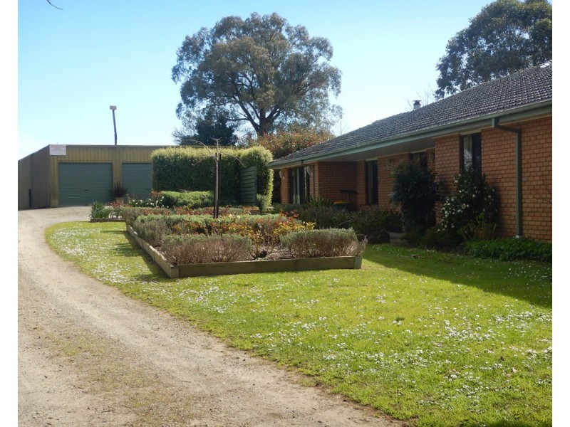 90 ELVIAN ROAD, Woori Yallock VIC 3139