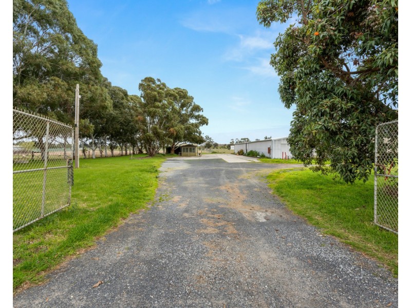 550 HEATHERTON ROAD, Clayton South VIC 3169