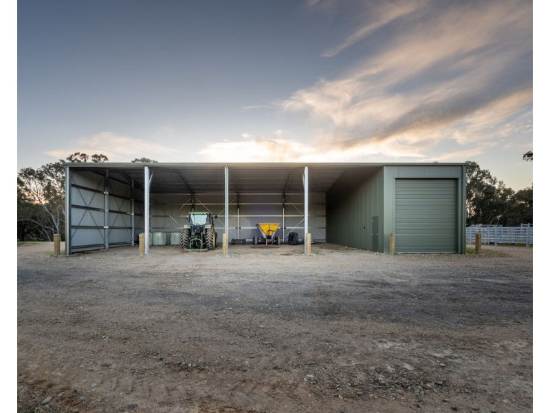 2222 Goulburn Valley Hwy, Alexandra VIC 3714