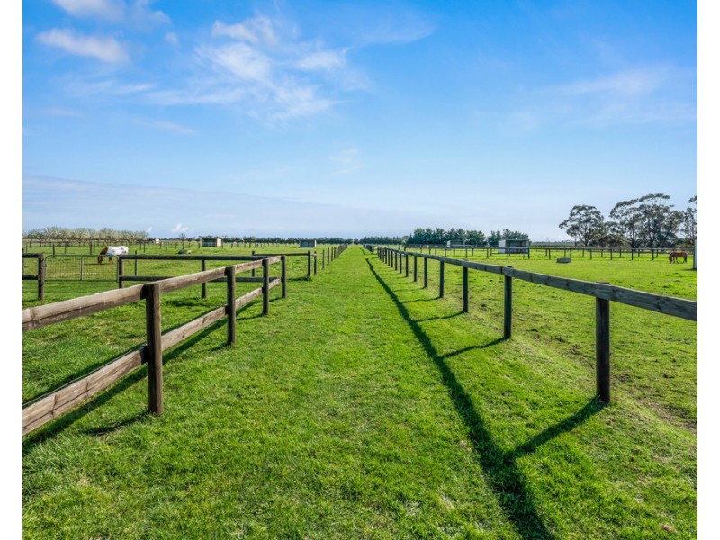 855 Koo Wee Rup Road, Pakenham VIC 3810