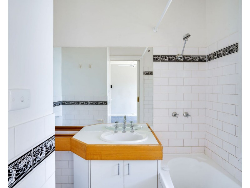 159 HALLS FLAT ROAD, Alexandra VIC 3714