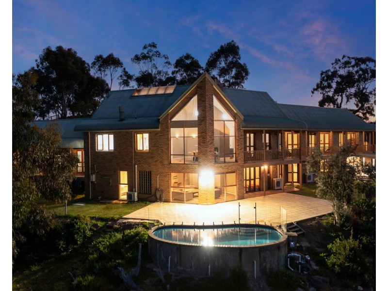 159 HALLS FLAT ROAD, Alexandra VIC 3714