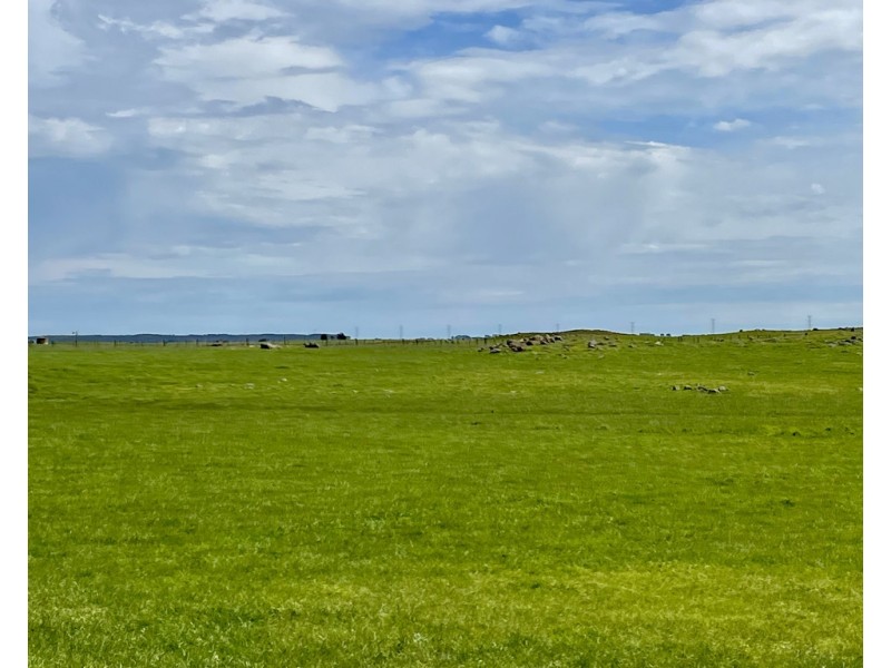 884 TARRONE NORTH ROAD, Tarrone VIC 3283