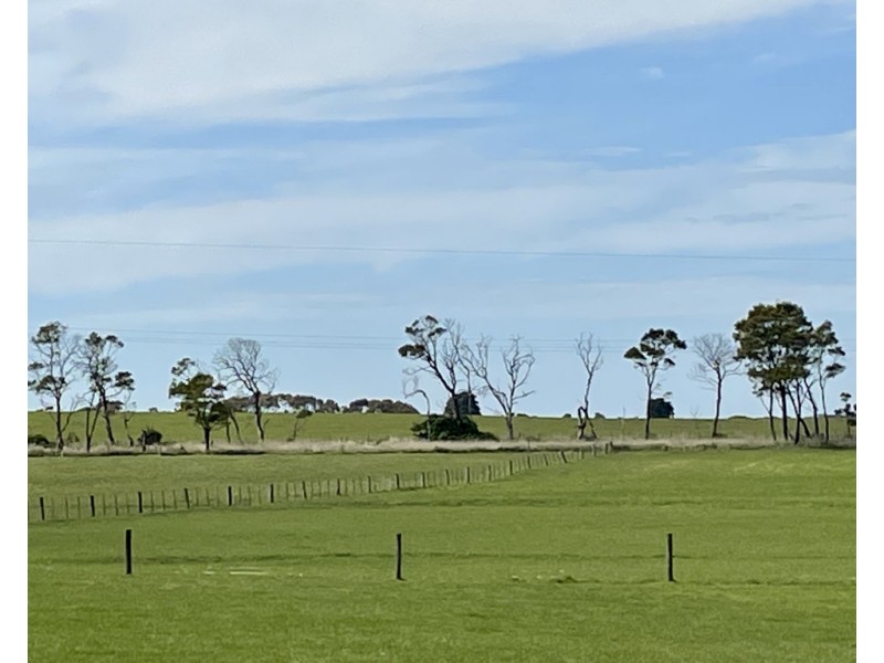 884 TARRONE NORTH ROAD, Tarrone VIC 3283