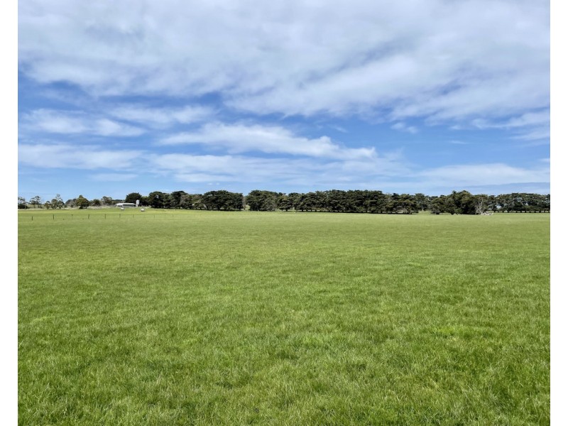 884 TARRONE NORTH ROAD, Tarrone VIC 3283