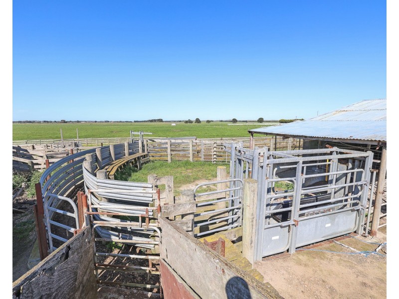299 St. Helens Road, Yambuk VIC 3285